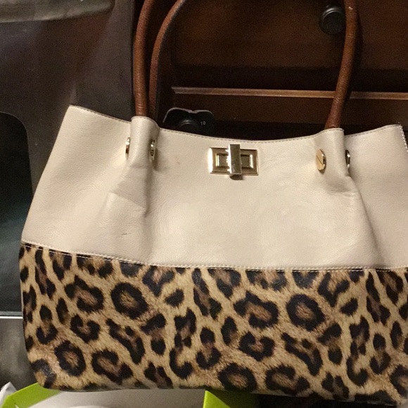 Bundle: both new…4” heels and tote. Gianni Bini shoes and Call it Spring tote. - Picture 5 of 8